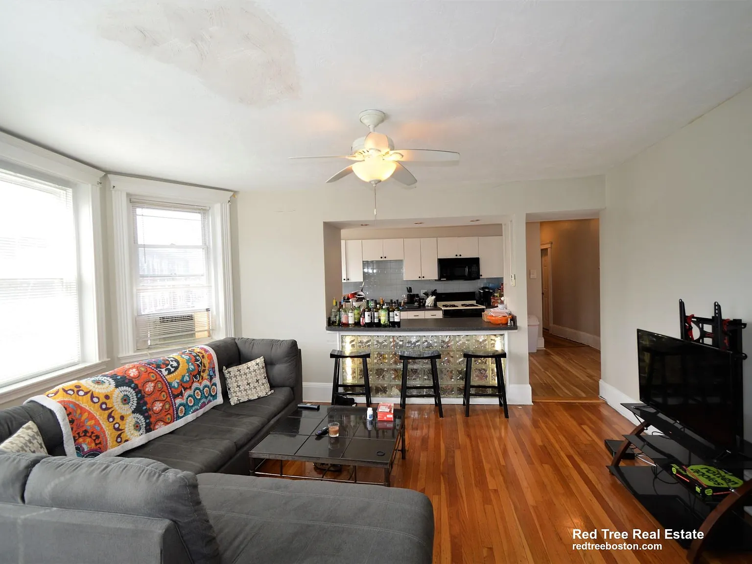 5 bed, 1700 sqft, $6,200 — Photo 1
