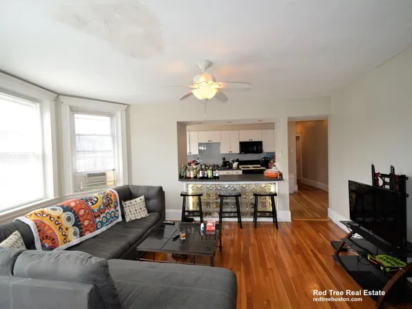85 Glenville Ave #3, Allston, MA 02134