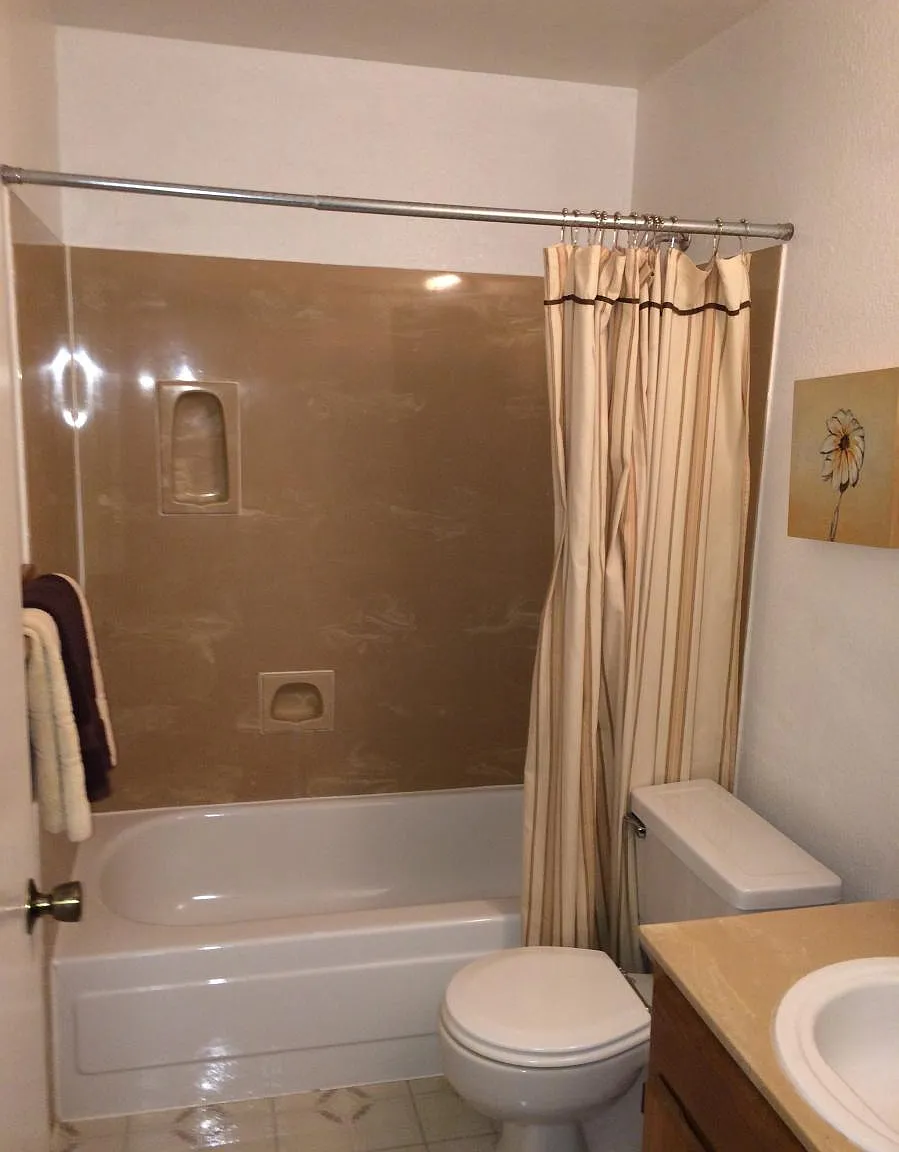 2 bed, 1051 sqft, $2,500 — Photo 3