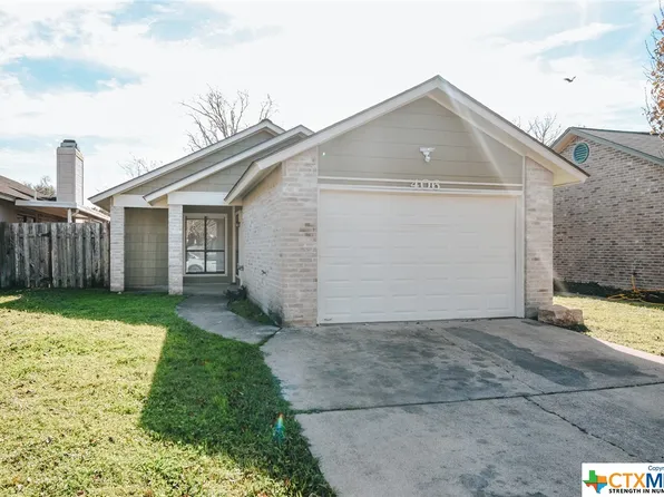 406 Waterford Dr, Victoria, TX 77901