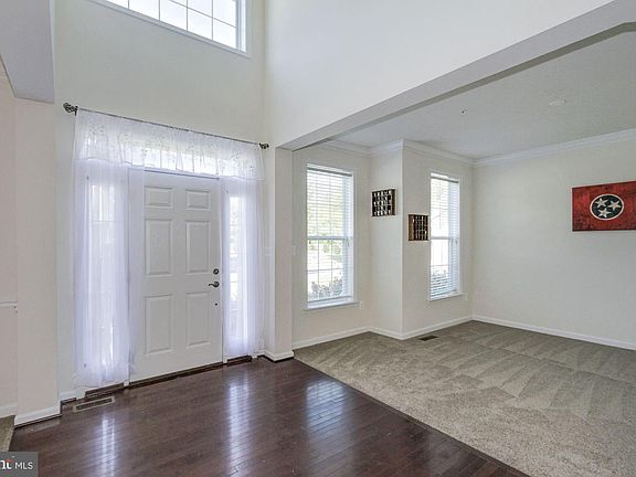 5th image of 15803 Joyce Ln