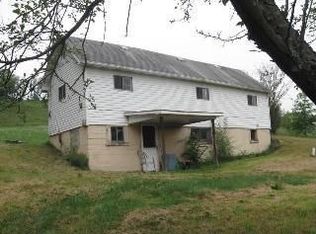 404 S Quarry St, Mt Pleasant, PA 15666