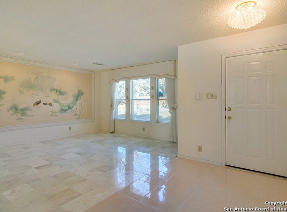 3rd image of 2332 Newoak Park