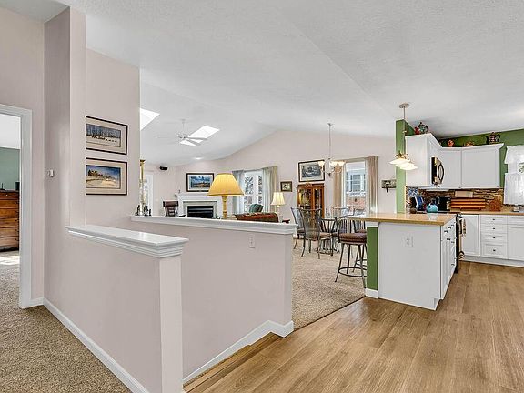 4th image of 1871 Mary Dell Ln