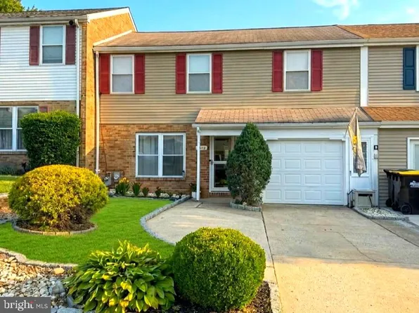 3204 Ethan Allen Ct, Bensalem, PA 19020