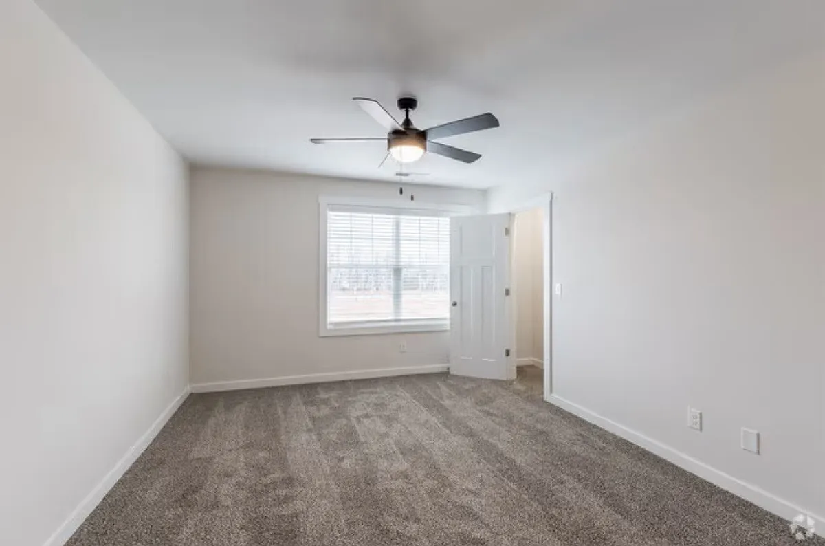 Building Photo - 110-A Aviator Cir #110-A