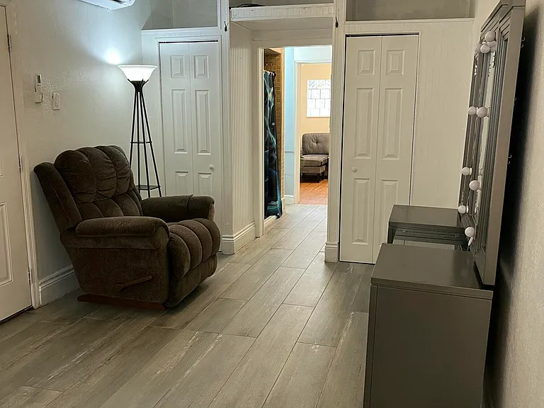 1016 Chipola Rd #A — Photo 8