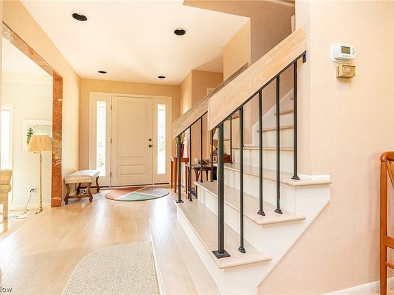 3rd image of 2717 Sinton Pl