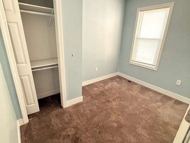 223 County St #1R — Photo 5