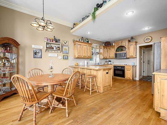 4th image of 14101 Wingfoot Ct