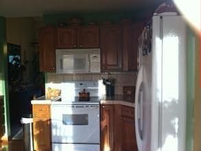4th image of 77 Rockcrest Dr