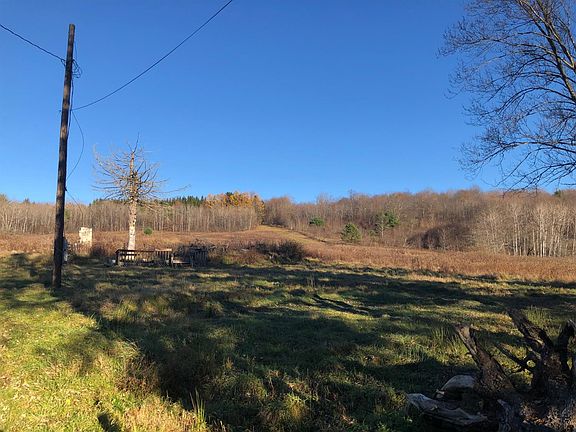3rd image of 836 State Highway 235