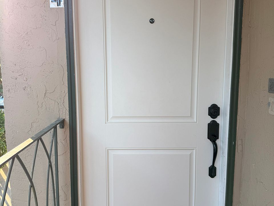 1st image of 1216 Floribunda Ave APT 4