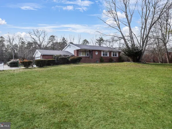 388 Lakehurst Rd, Browns Mills, NJ 08015