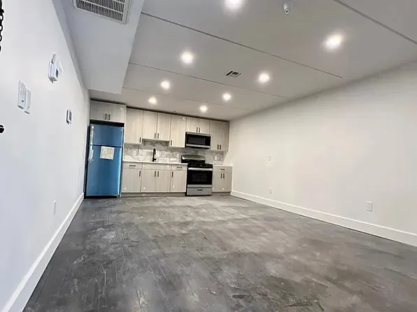 69 Jackson St #R2, Newark, NJ 07105