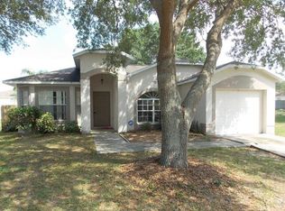 1431 Mohrlake Dr, Brandon, FL 33511