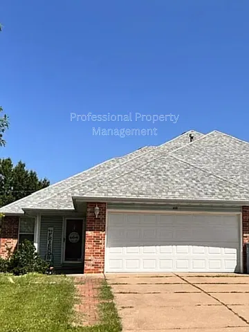 3 bed, 1500 sqft, $1,595 — Photo 1