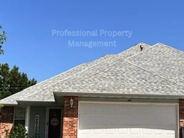 410 S Robert St, Nixa, MO 65714