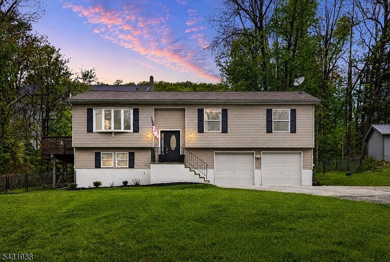 13 Valley Dr, Glenwood, NJ 07418 | Zillow