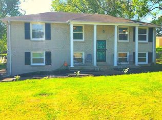 112 Lady Marion Dr, Clarksville, TN 37042