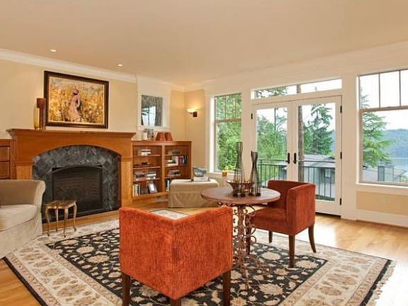 3rd image of 13733 42nd Ave NE
