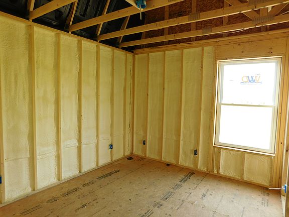 4th image of 29 Seacord Ln
