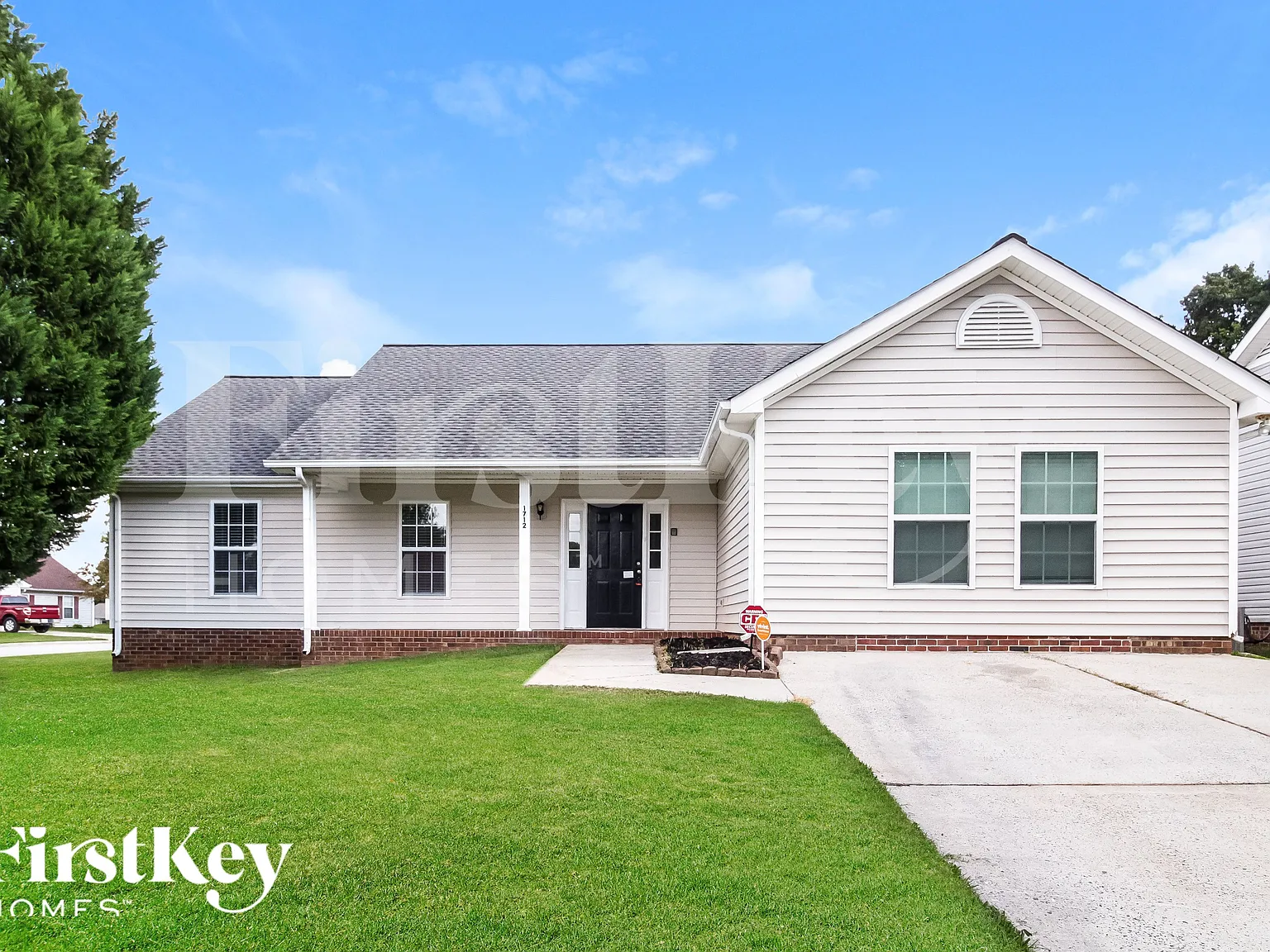 3 bed, 2.0 bath, 1802 sqft, $1,750 — Photo 1