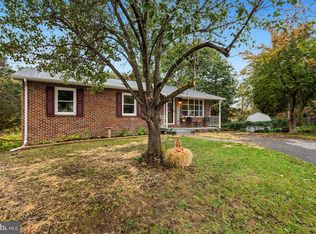 128 Edgewood Dr, Winchester, VA 22602