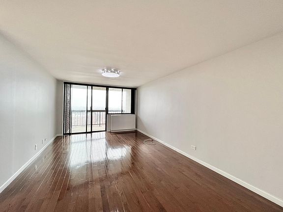 2nd image of 2 Bay Club Dr APT 16O