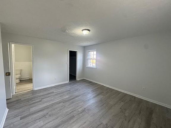 3rd image of 515 Villa Ave Suite 1