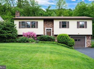 314 Parkview Rd, Reading, PA 19606