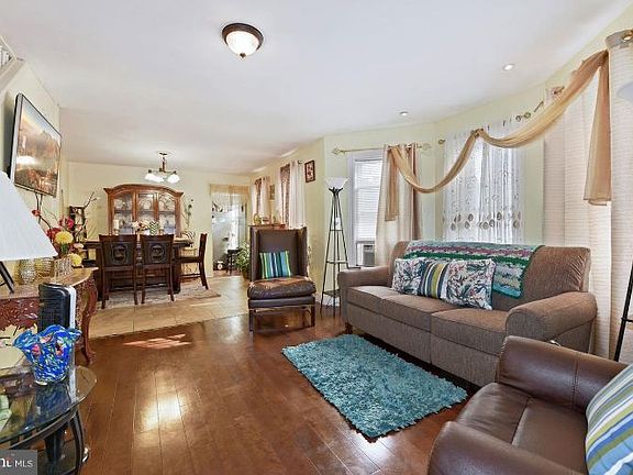 5th image of 5030 Washington Ave