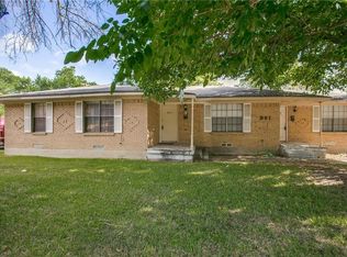 901 Spring Valley Plz, Richardson, TX 75080