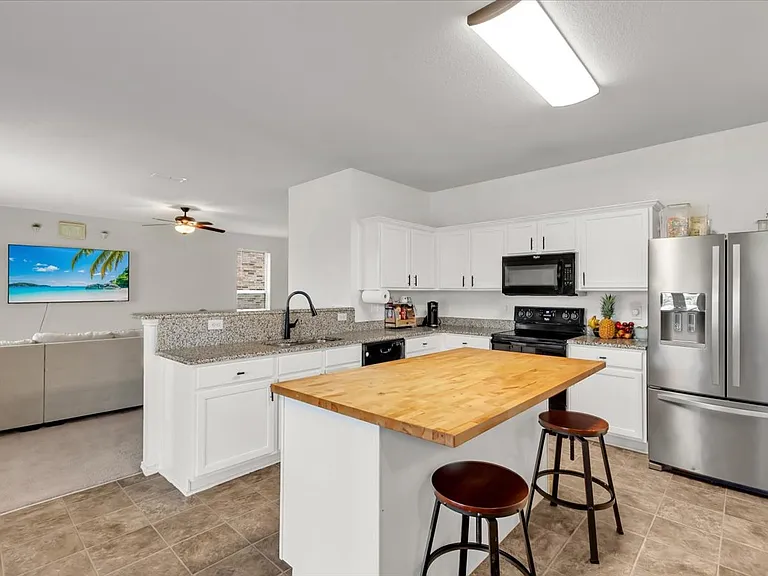 4260 Aldridge Ln — Photo 18