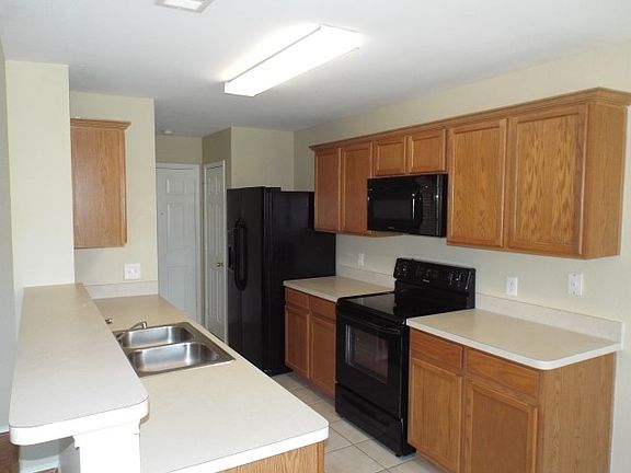 5th image of 4000 Vinyard Way
