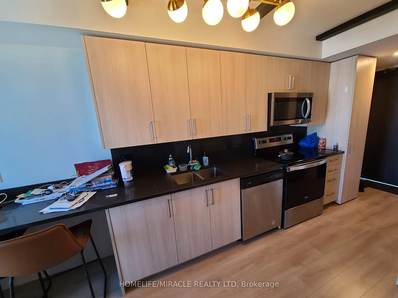 2 bed, $1,800 — Photo 3