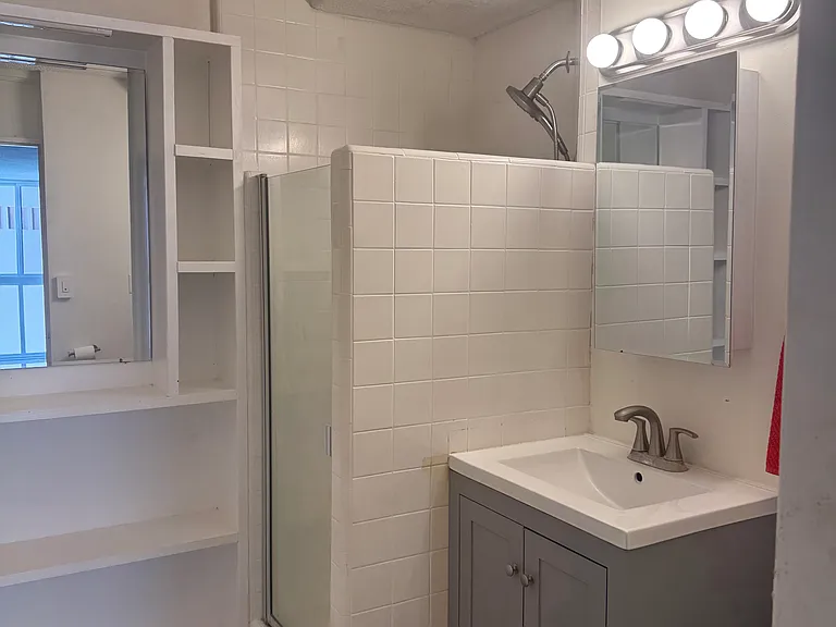 2987 Kalakaua Ave #302 — Photo 11