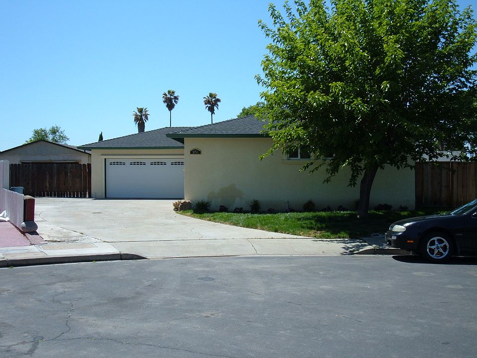 1st image of 5755 Running Hills Ave