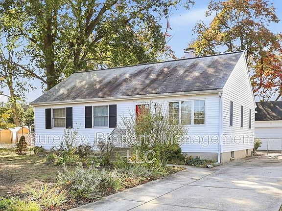 2nd image of 304 Brown St