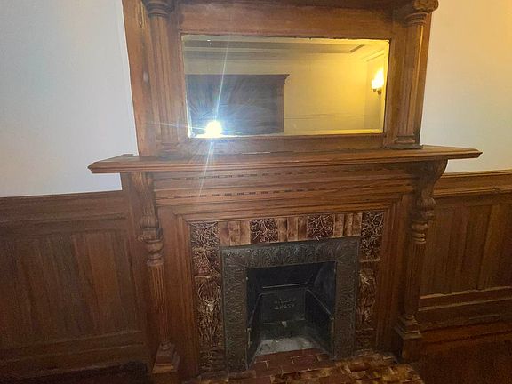 5th image of 71 Halsey St Floor 1