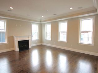 12 Carpenter St UNIT 6, Boston, MA 02127