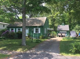 59 Robinwood Ave, Needham, MA 02492