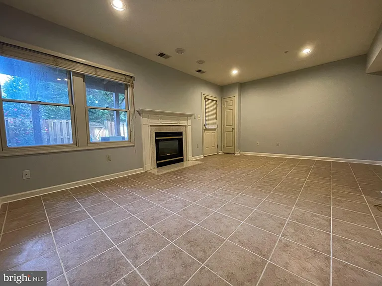 10136 Treble Ct — Photo 22