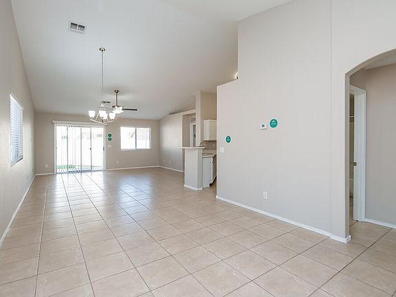 4th image of 4882 E Meadow Mist Ln