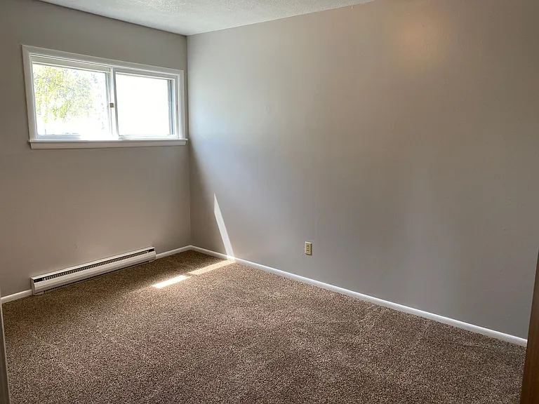 815 3rd St SW — Photo 21