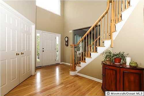 2nd image of 46 Regina Dr