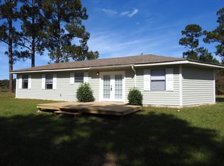 6 Glendale Dr, Lumberton, MS 39455