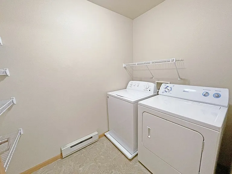 Southwood Apartments — Photo 23