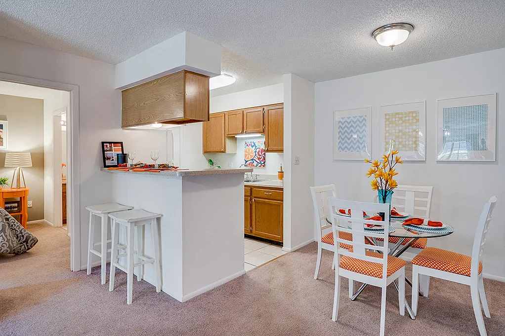 Forestlake Apartments — Photo 2