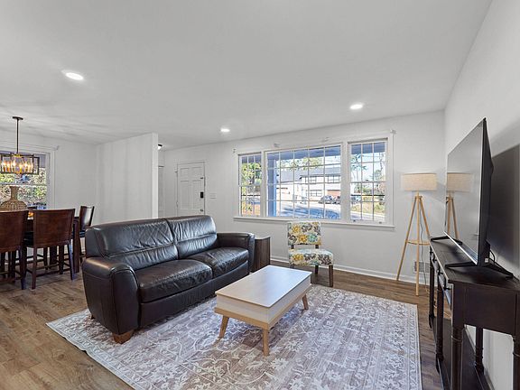 5th image of 434 Aumond Road